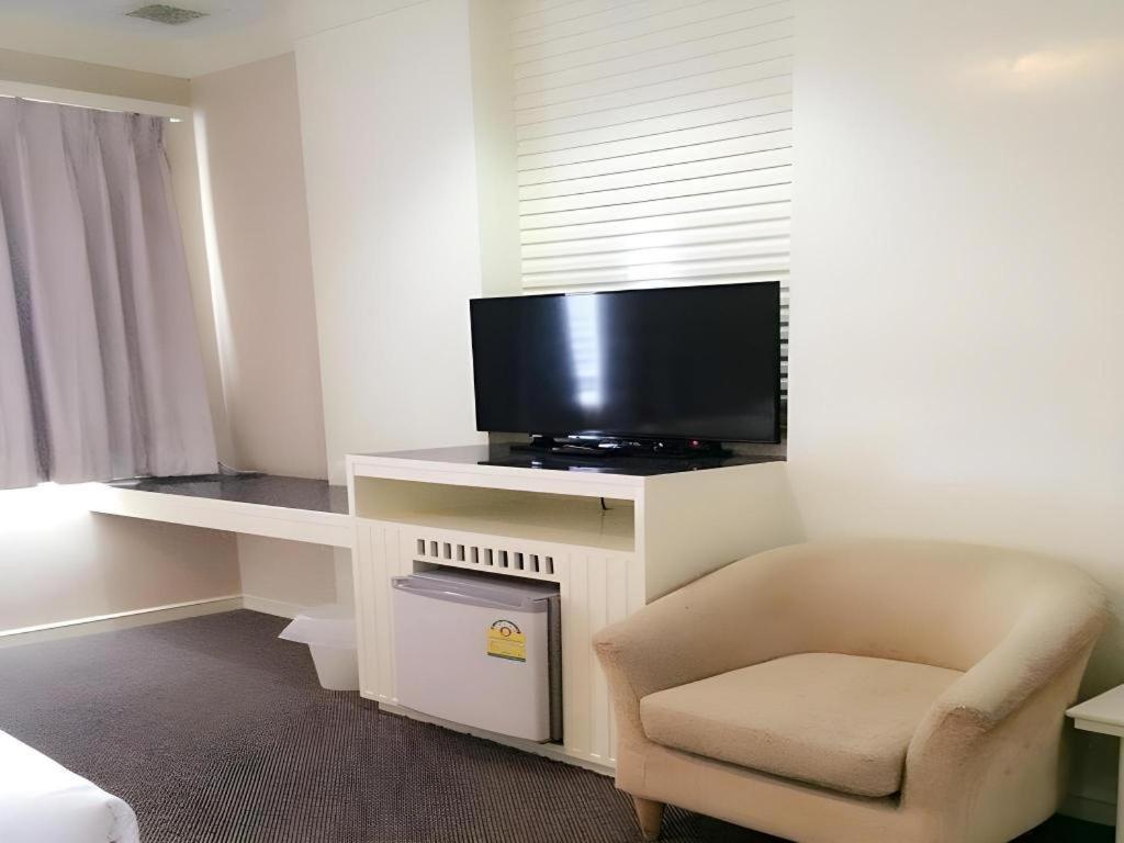 The Rich Hotel Nonthaburi Zewnętrze zdjęcie